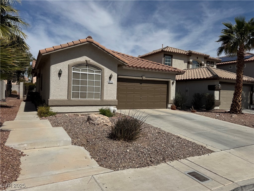 976 Dancing Vines Avenue Property Photo