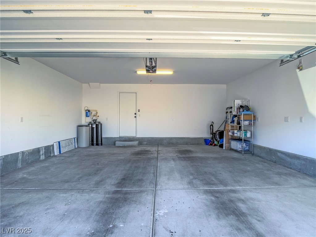 10768 Ditchburn Court Property Photo 31