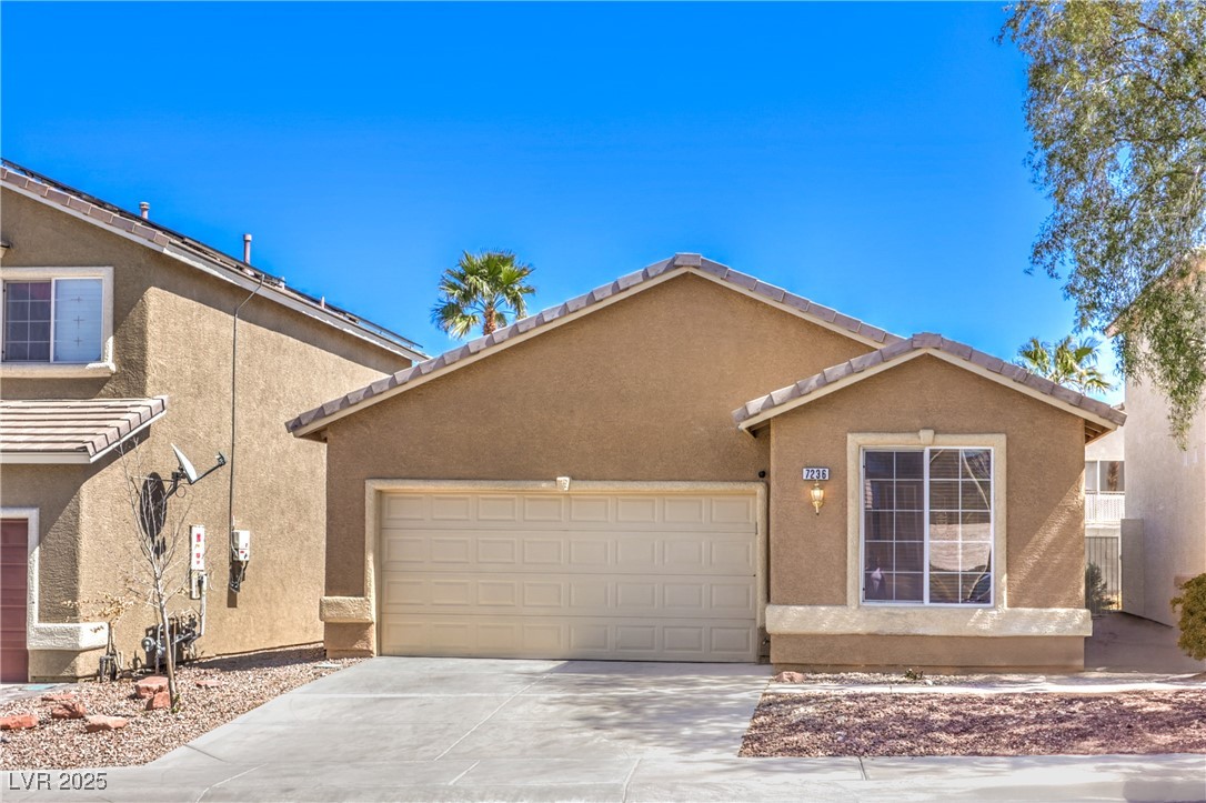 7236 Victoria Oak Court Property Photo