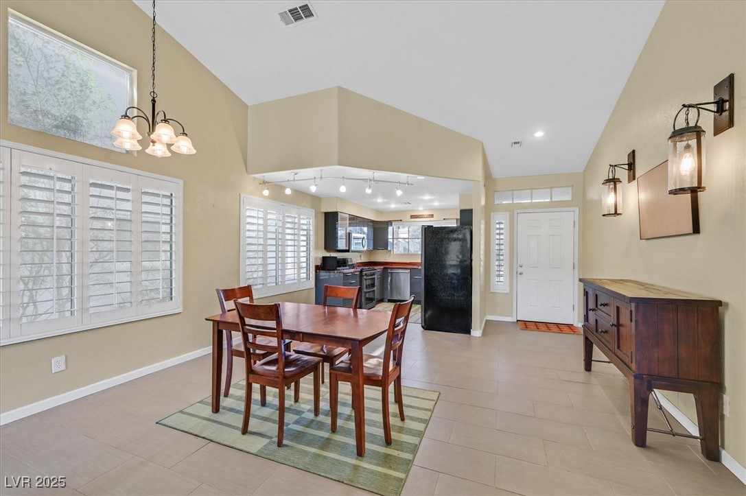 4932 Forest Oaks Drive Property Photo 10