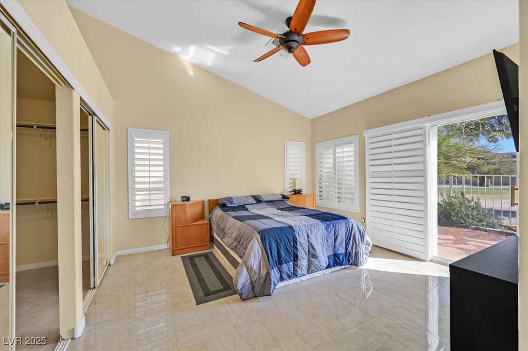 4932 Forest Oaks Drive Property Photo 11