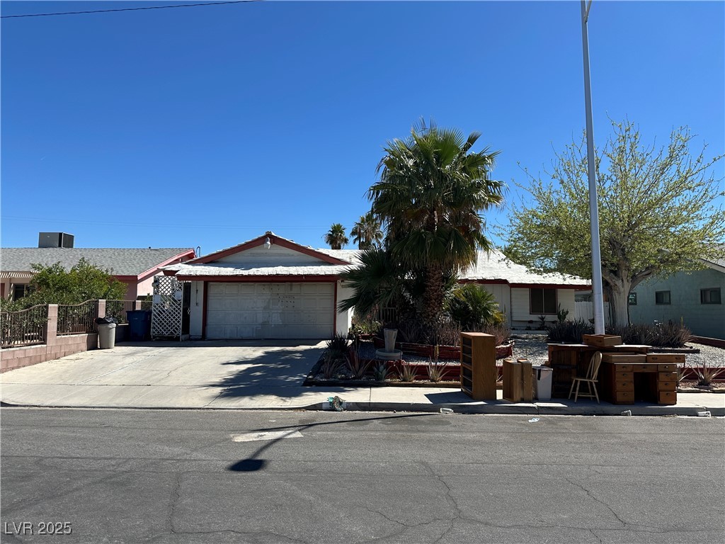 516 Donner Street Property Photo