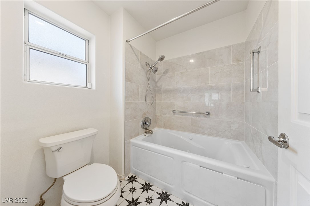 10505 Linden Wood Ct Property Photo 14