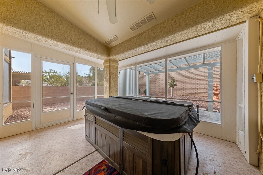 10505 Linden Wood Ct Property Photo 17