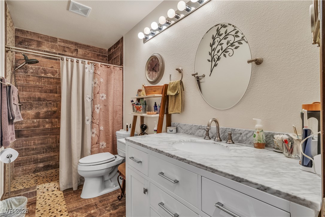 9768 Northern Dancer Drive Property Photo 10