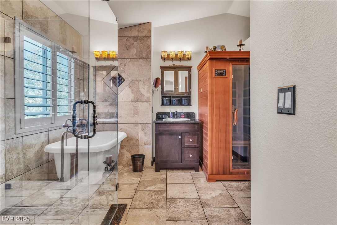 9768 Northern Dancer Drive Property Photo 18