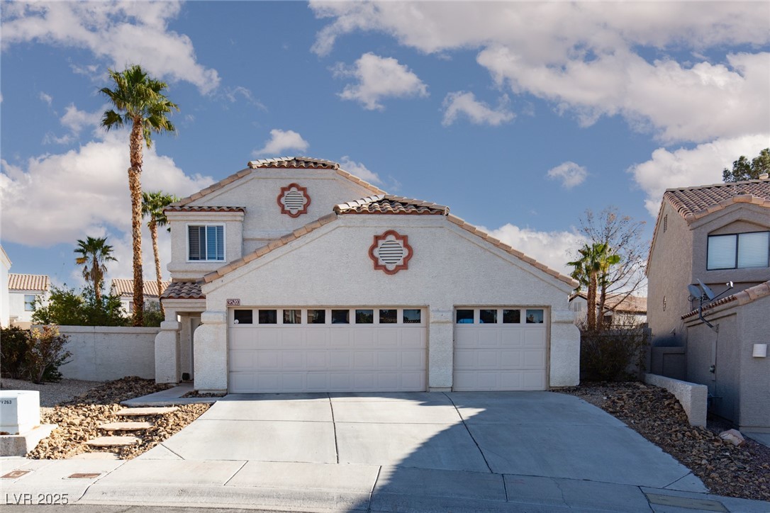 9520 Wooden Pier Way Property Photo 2