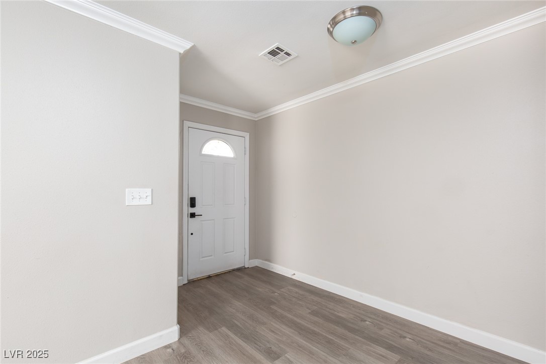 9520 Wooden Pier Way Property Photo 5