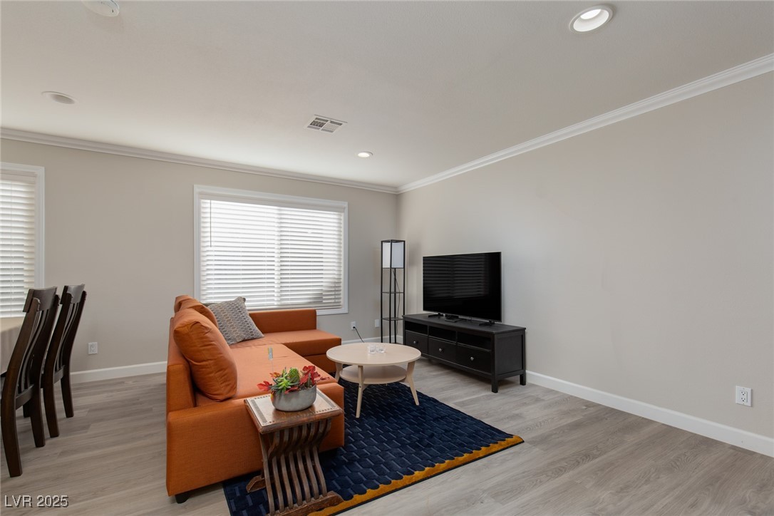 9520 Wooden Pier Way Property Photo 8