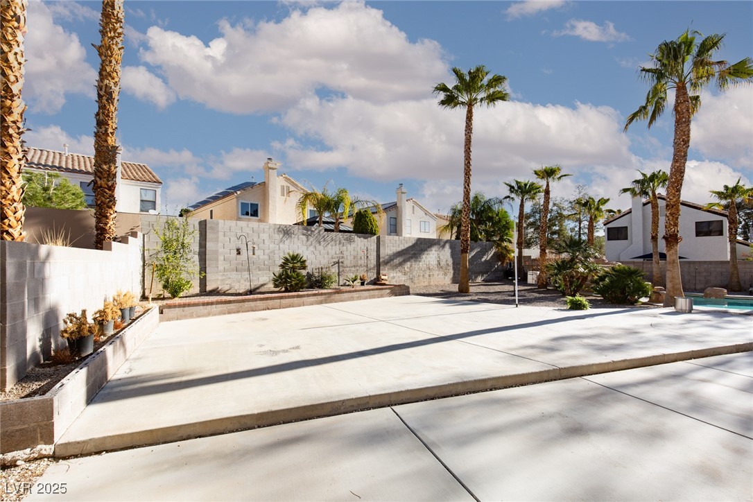 9520 Wooden Pier Way Property Photo 28