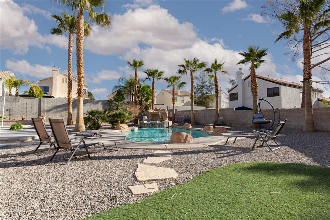 9520 Wooden Pier Way Property Photo 31