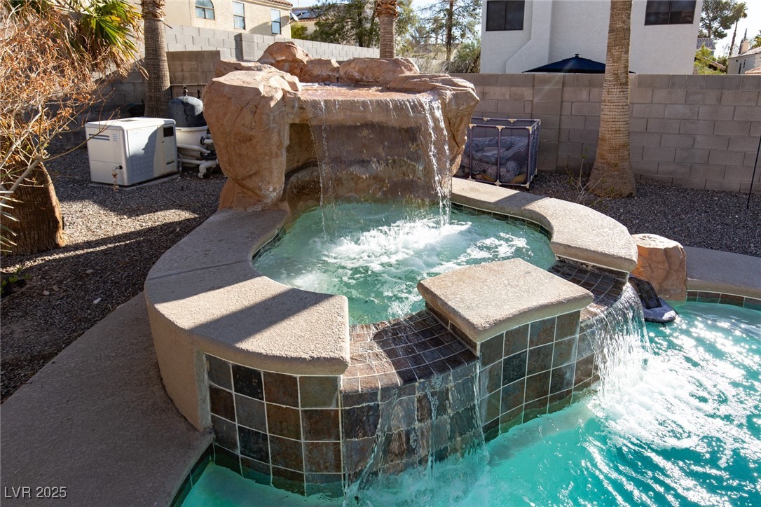 9520 Wooden Pier Way Property Photo 36