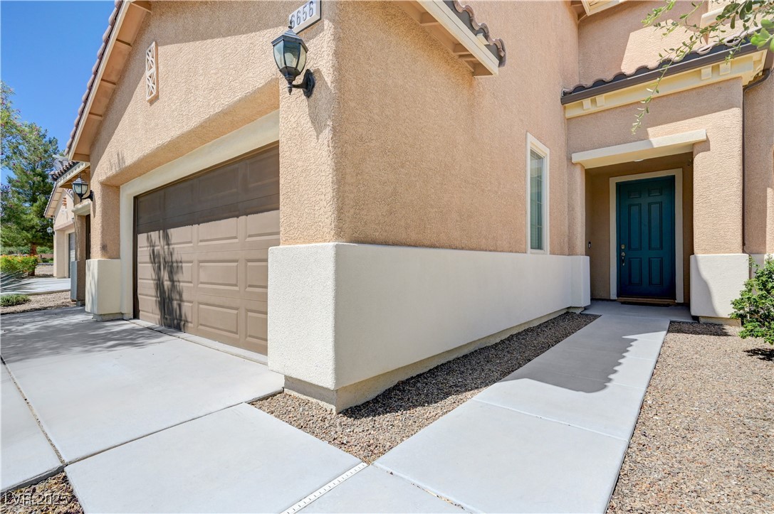 6656 Fort William Street Property Photo 4