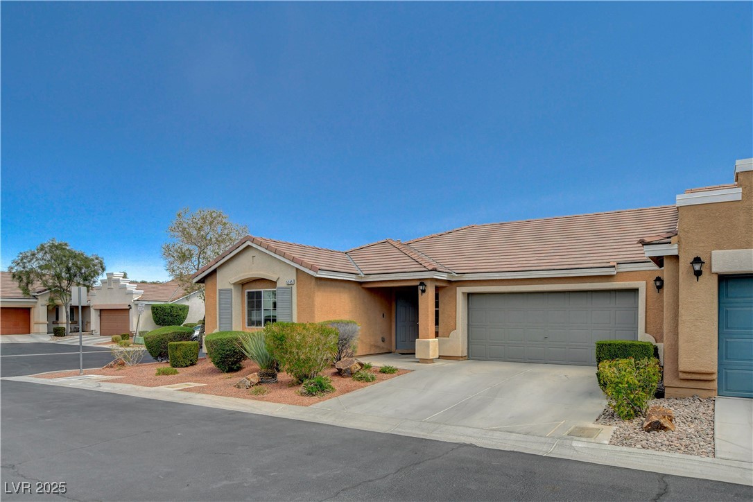 5245 Sand Dollar Avenue Property Photo 2