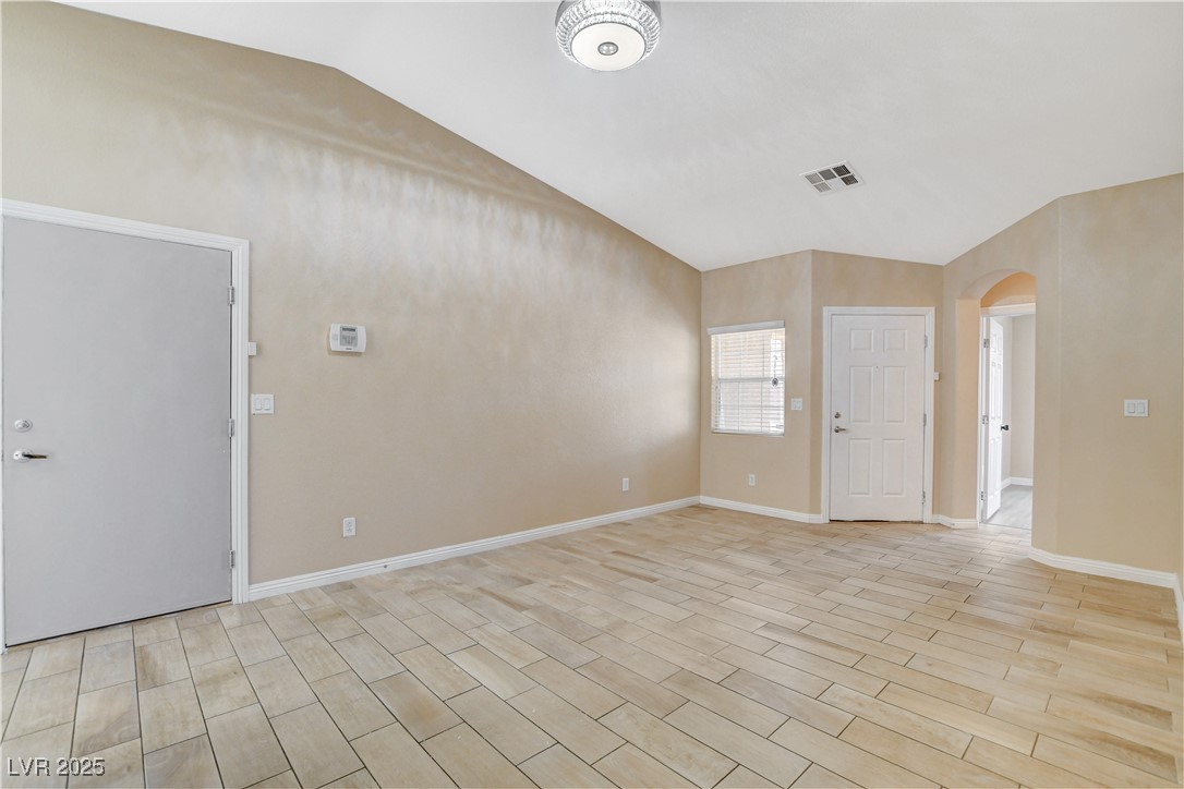 5245 Sand Dollar Avenue Property Photo 5