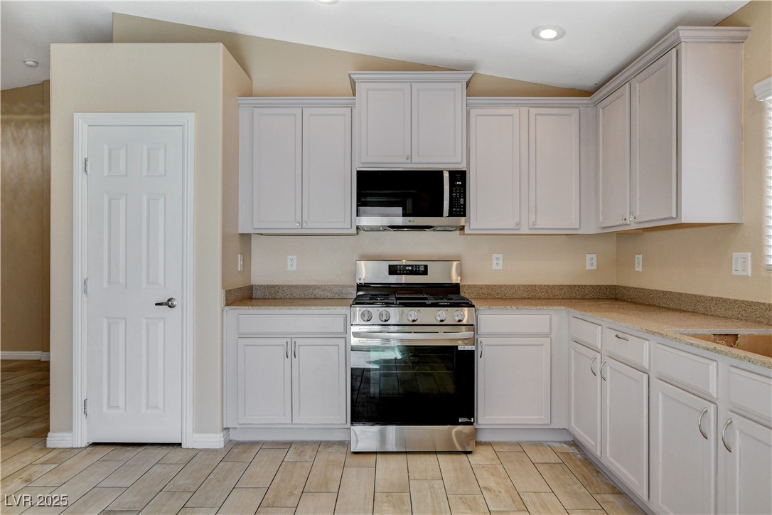 5245 Sand Dollar Avenue Property Photo 13