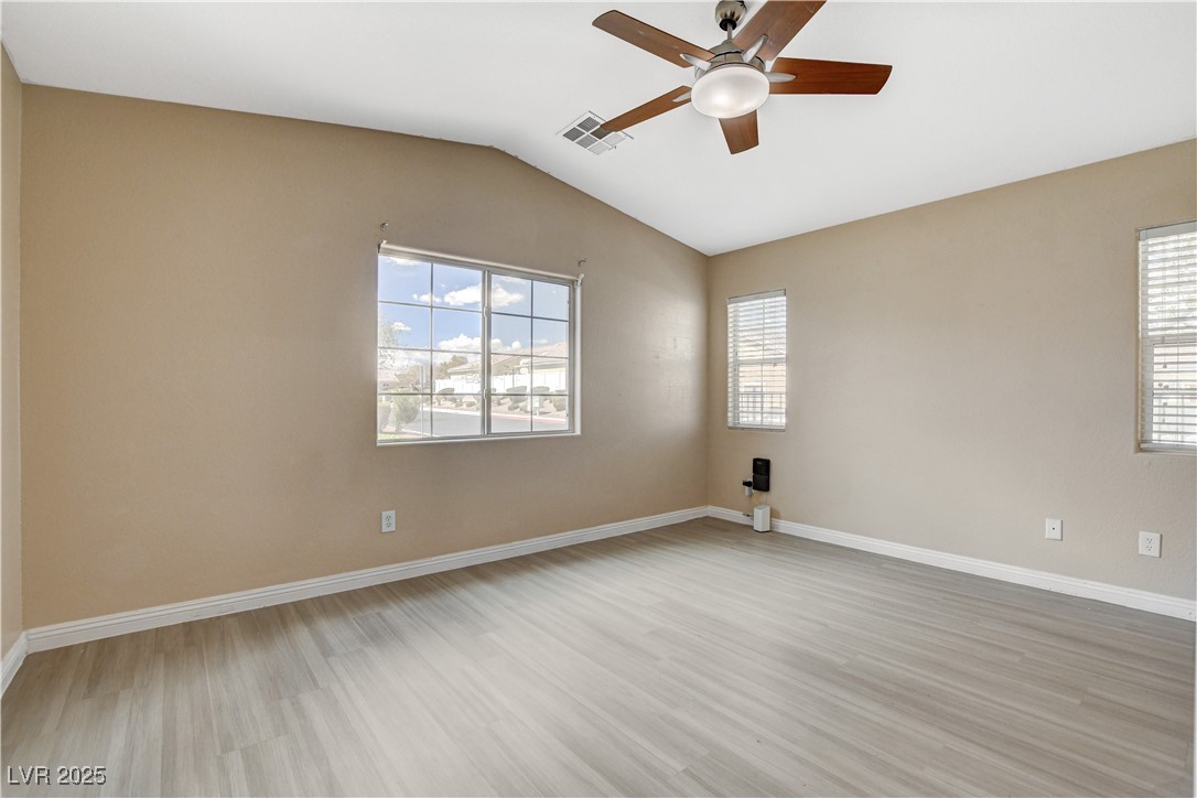 5245 Sand Dollar Avenue Property Photo 14
