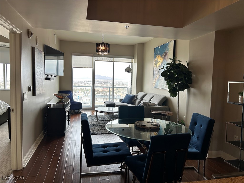 150 North Las Vegas Boulevard 2201 Property Photo