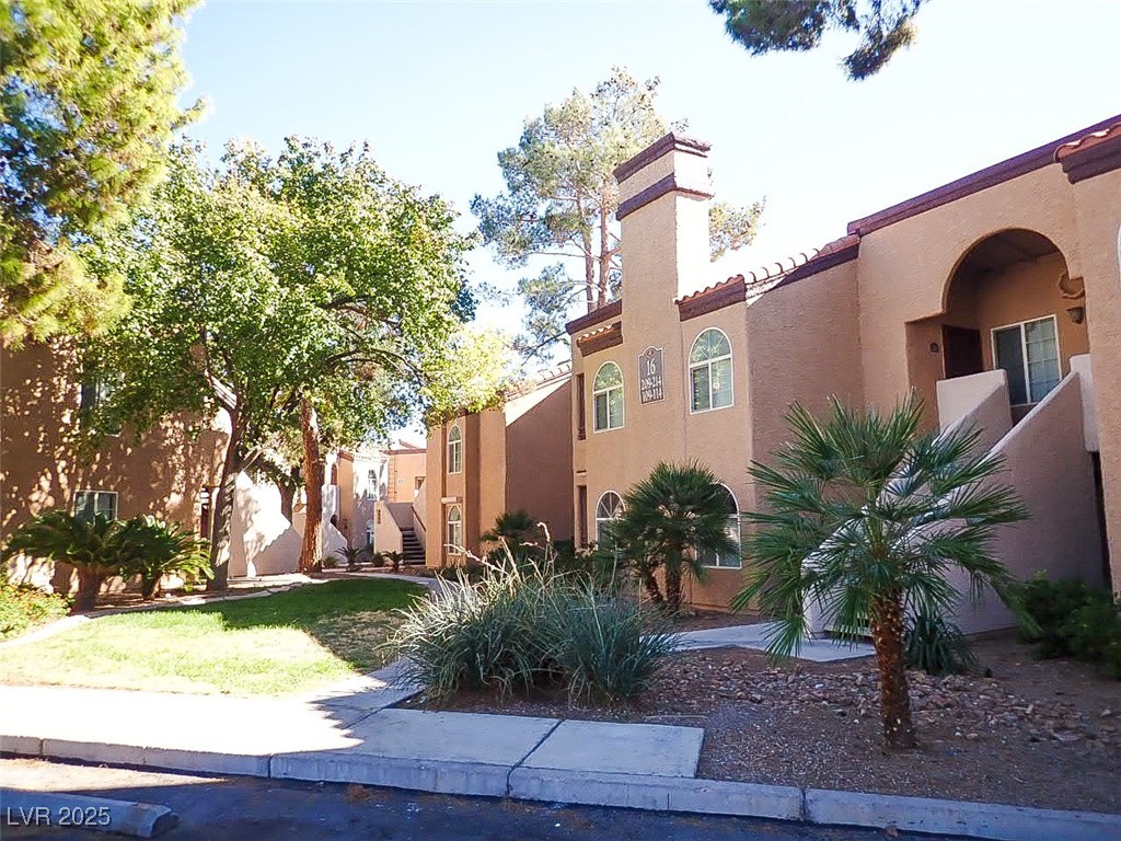 9325 West Desert Inn Road 110 Property Photo