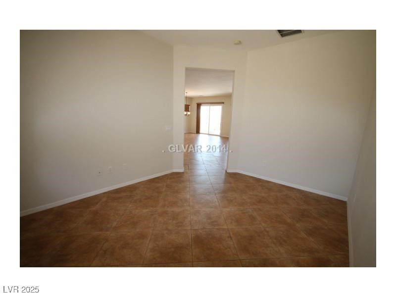 2324 Orangeburg Place Property Photo 10