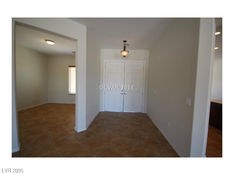 2324 Orangeburg Place Property Photo 12