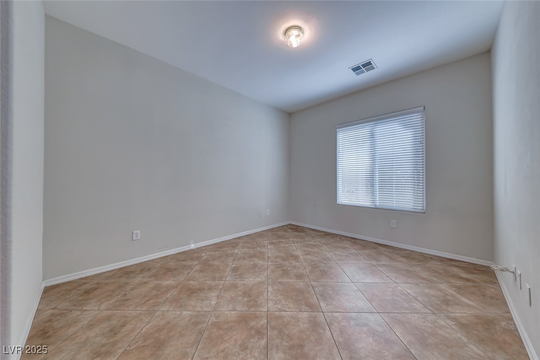 2324 Orangeburg Place Property Photo 21