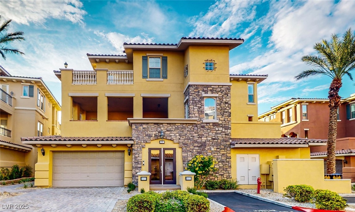 25 Luce Del Sole 3 Property Photo