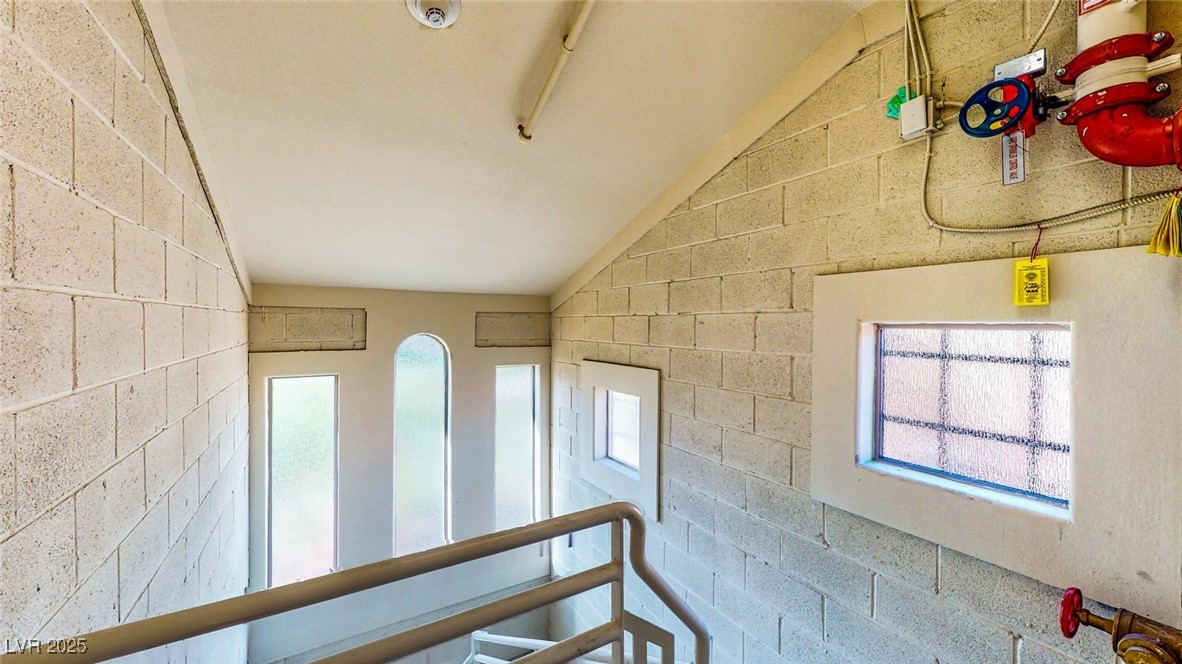 25 Luce Del Sole 3 Property Photo 77