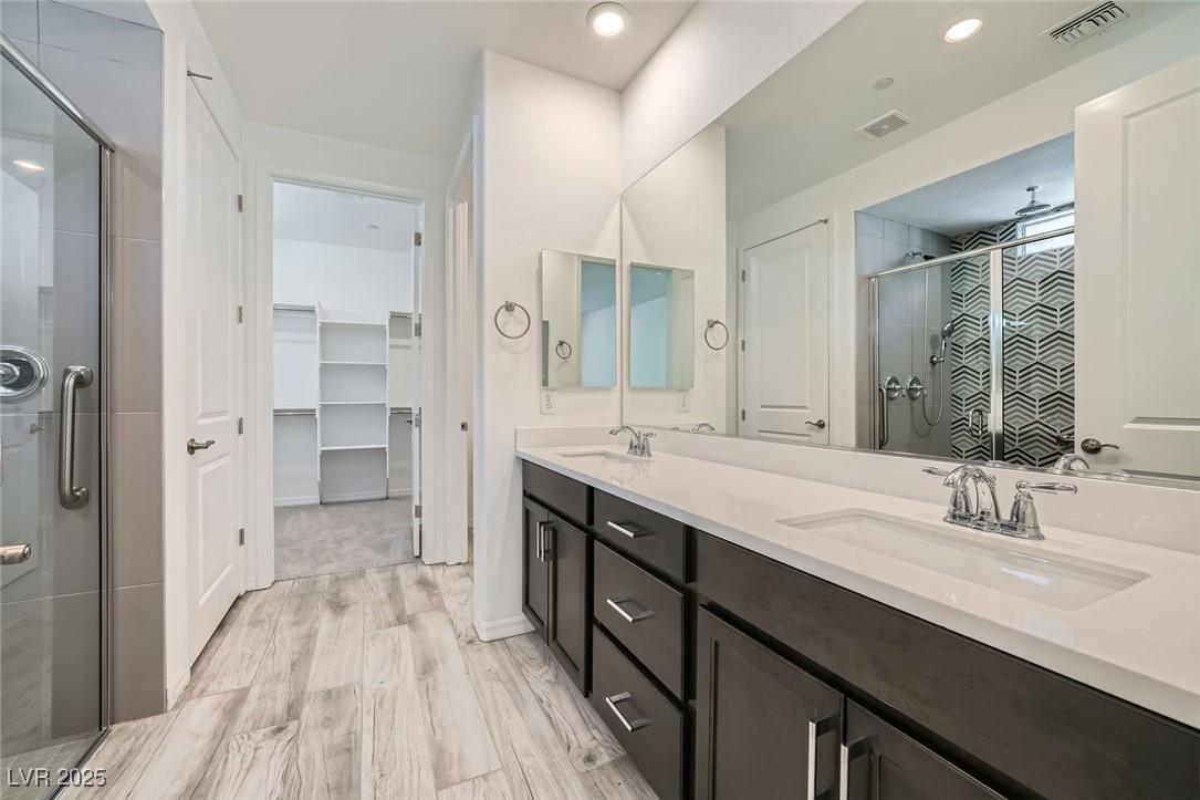 243 Sun Glaze Avenue Property Photo 19
