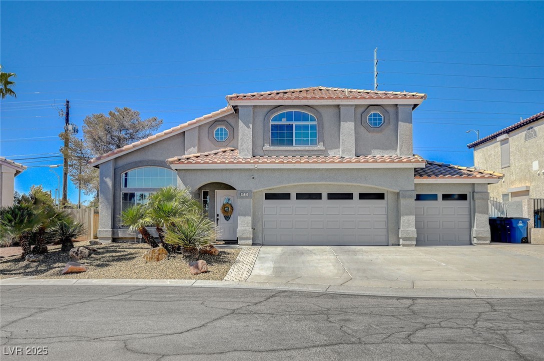8725 Hawk Canyon Street Property Photo
