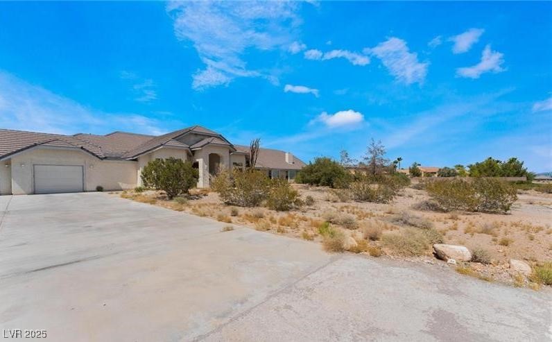 7720 West Agate Avenue Property Photo