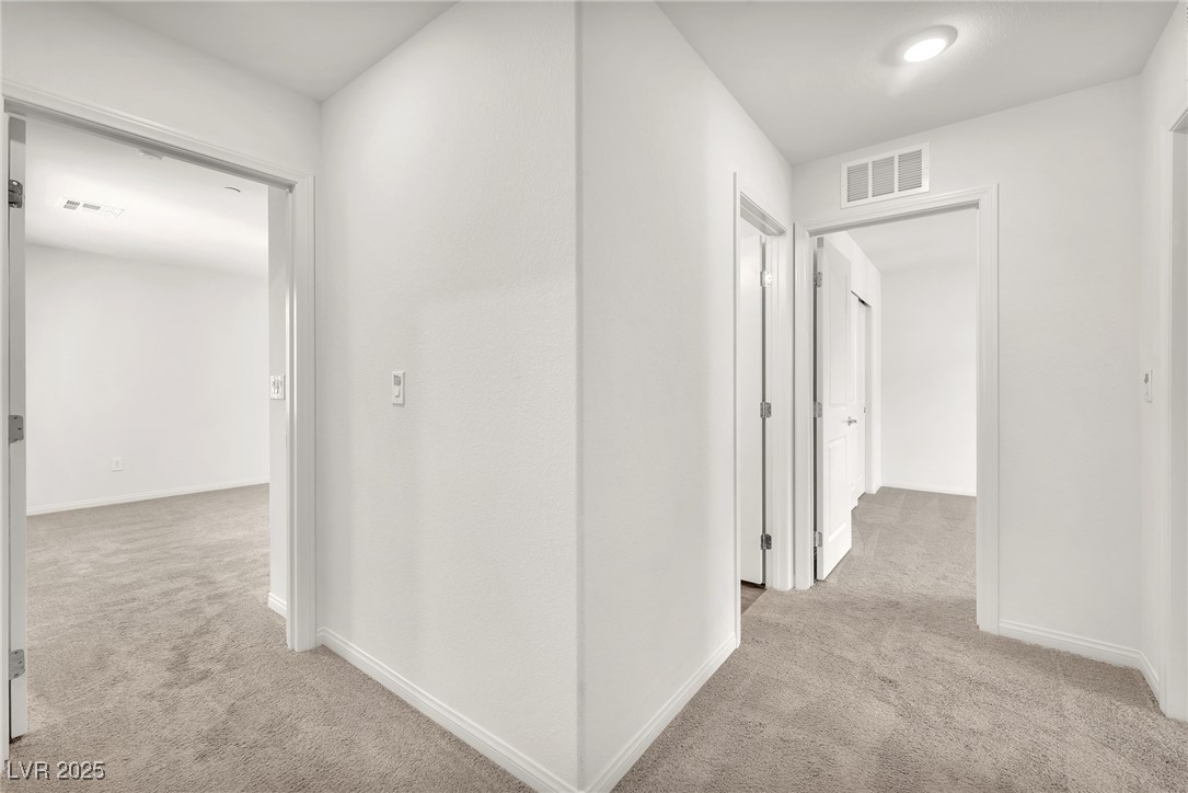 6952 Crimson Shadow Street Property Photo 12