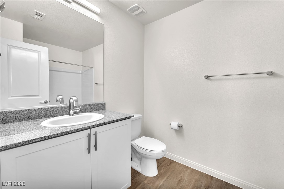 6952 Crimson Shadow Street Property Photo 17