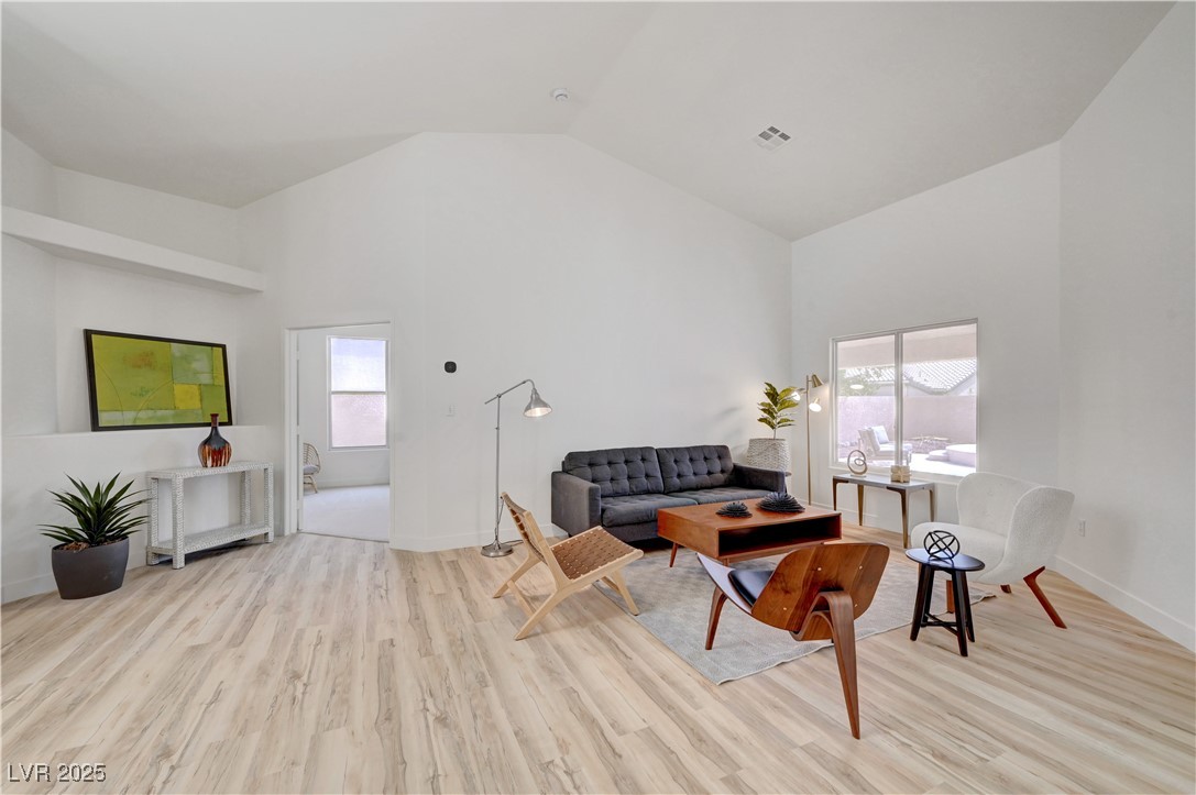 8301 Shad Bush Avenue Property Photo 8