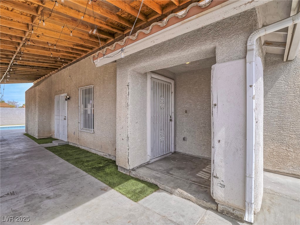 5364 Awbury Avenue Property Photo 3