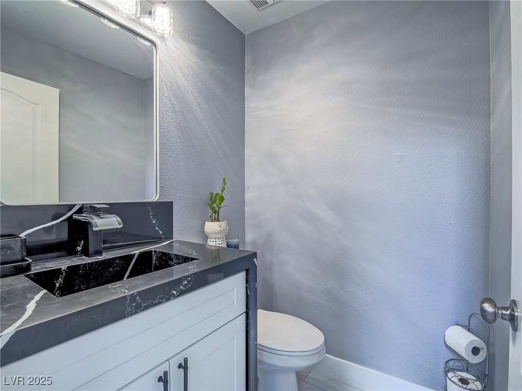 5364 Awbury Avenue Property Photo 17