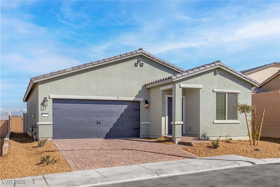 6736 Lotus Vista Court Property Photo