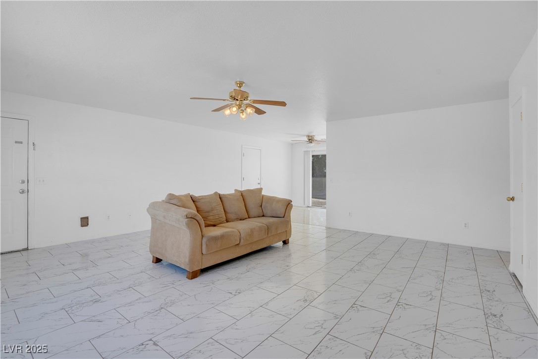 2831 Goldrush Street Property Photo 6