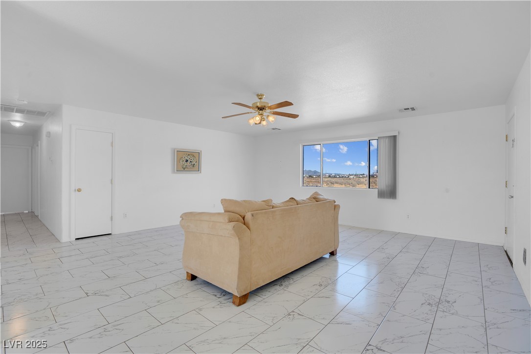 2831 Goldrush Street Property Photo 8