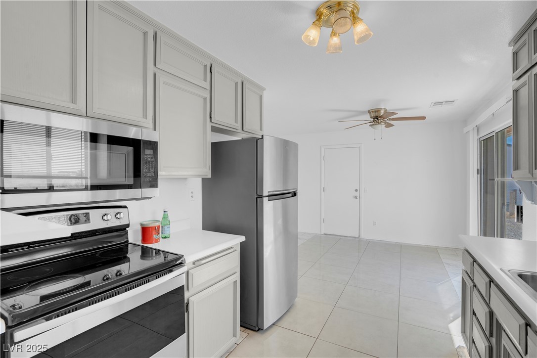 2831 Goldrush Street Property Photo 15