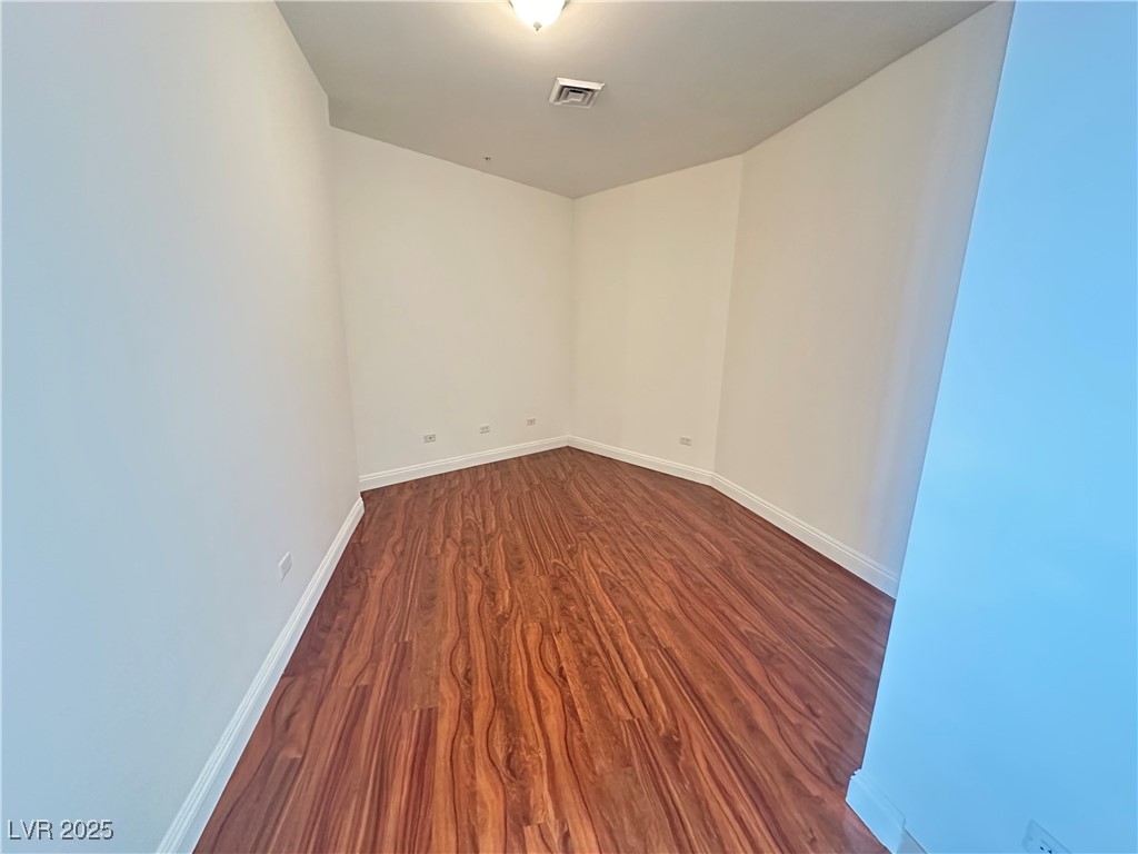 200 West Sahara Avenue 3909 Property Photo 15