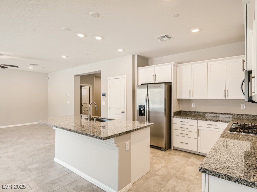 10748 Wild Poppy Avenue Property Photo 10