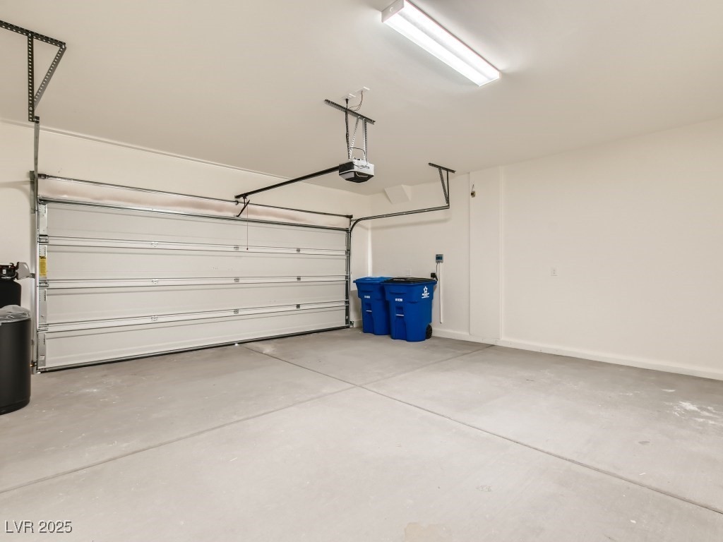 10748 Wild Poppy Avenue Property Photo 30