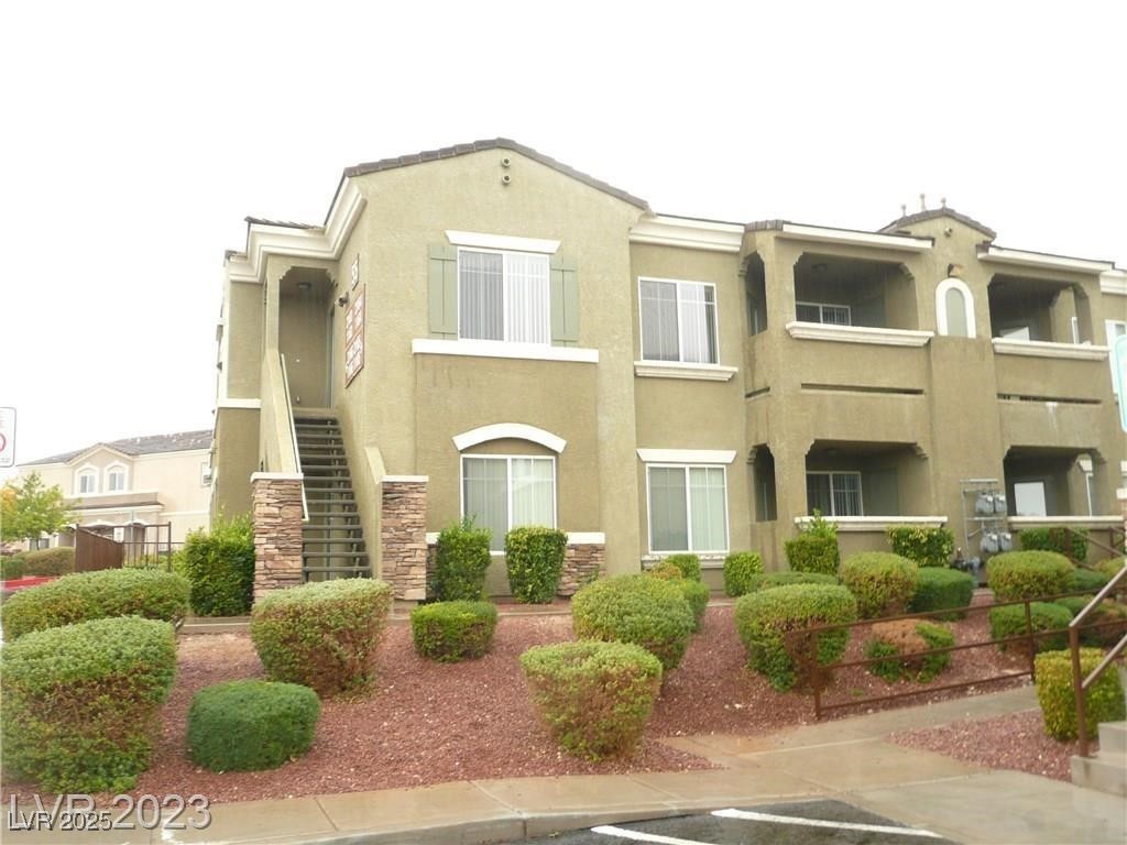 9303 Gilcrease Avenue 2164 Property Photo