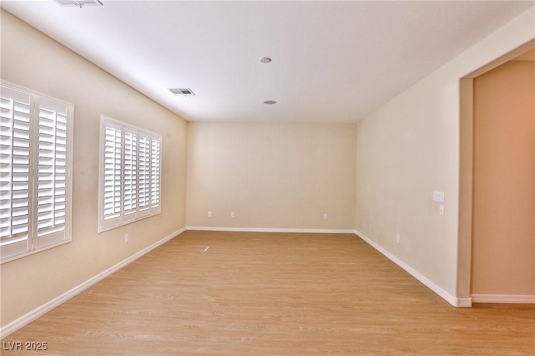 2229 Suffron Hills Court Property Photo 20