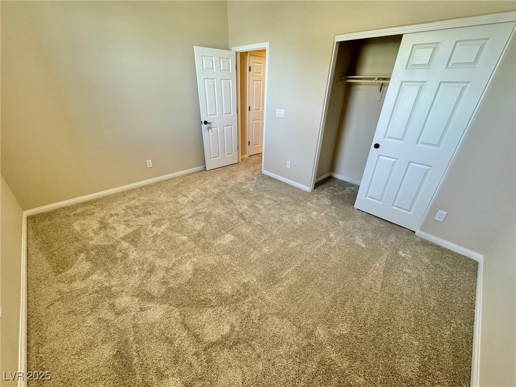 4565 Queens Hill Street Property Photo 18