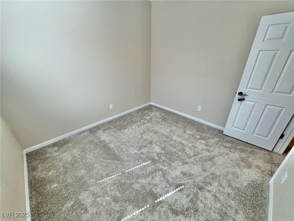 4565 Queens Hill Street Property Photo 24