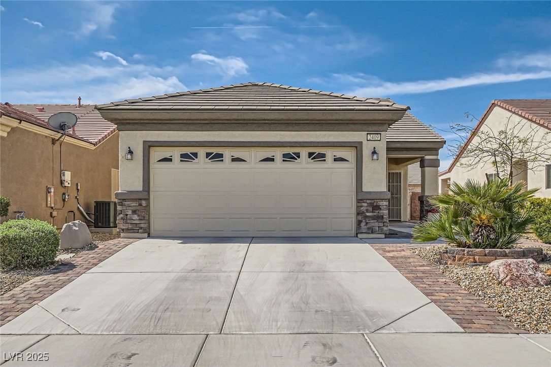 2409 Garganey Avenue Property Photo 1