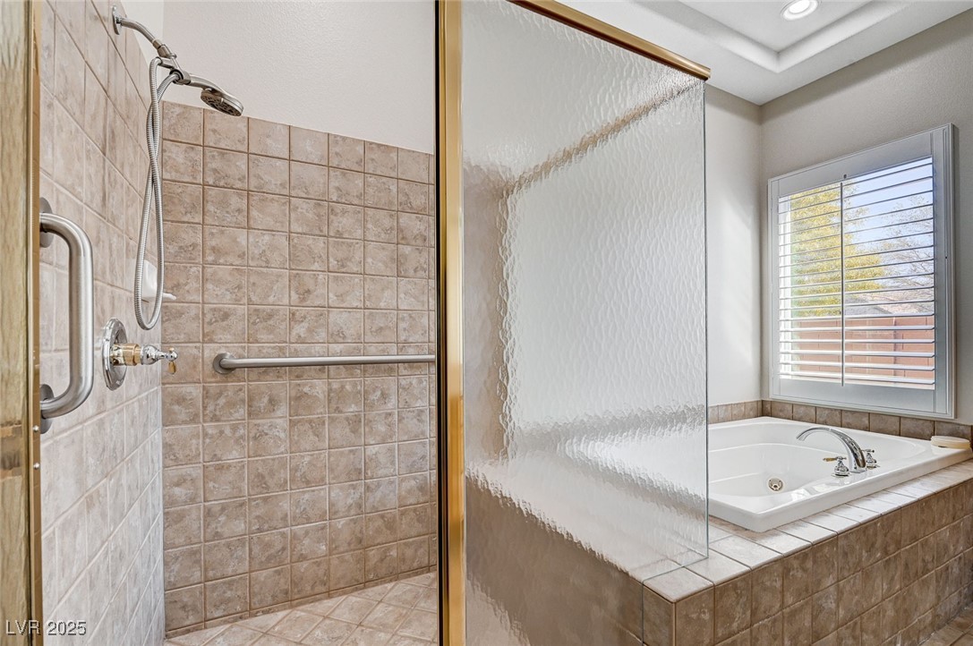 3663 Coventry Gardens Drive Property Photo 26