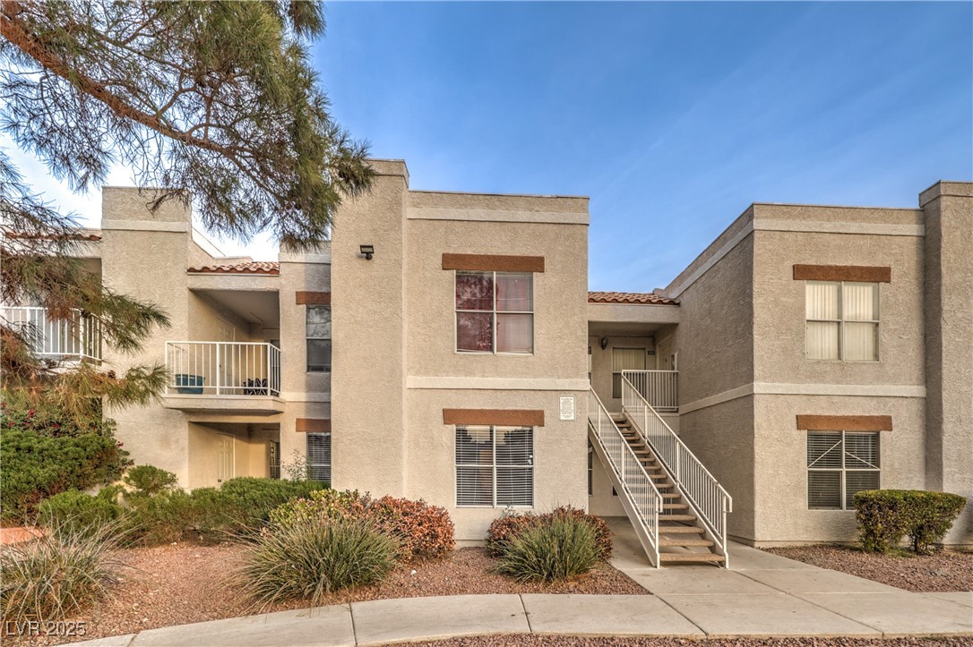 Sunrise Mountain School Real Estate Listings Main Image